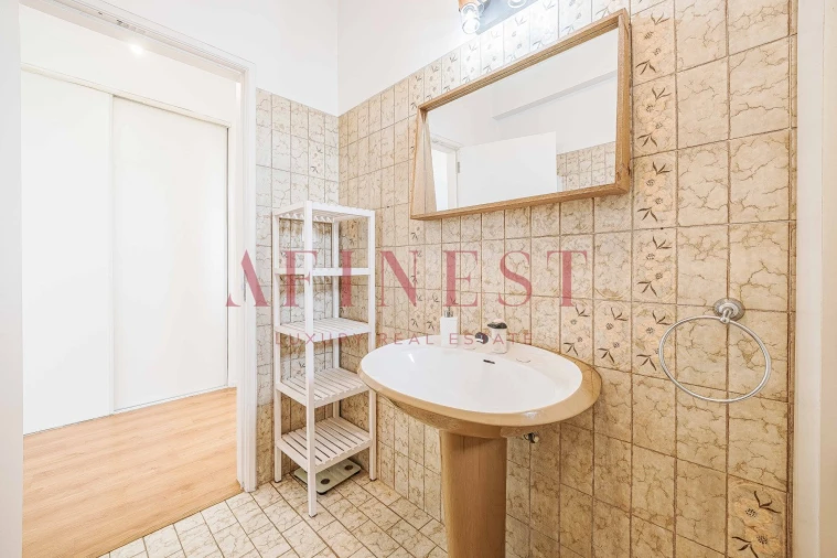 Moradia T4 para Venda em Porto Salvo Foto 52