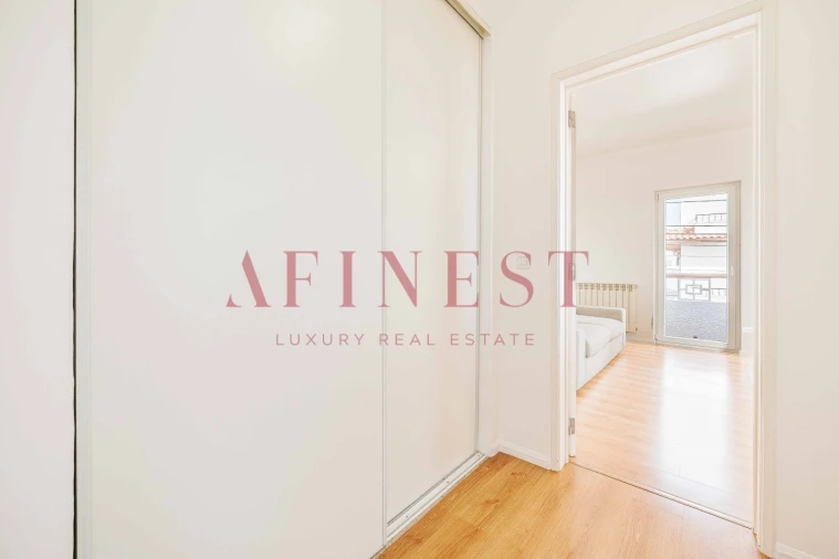 Moradia T4 para Venda em Porto Salvo Foto 53