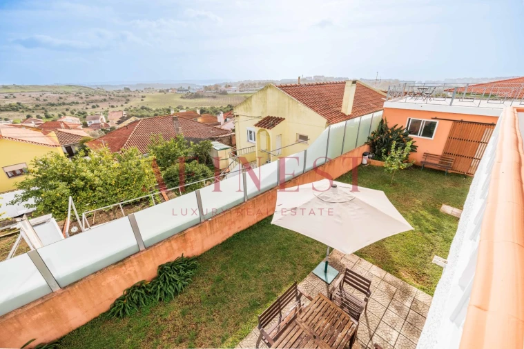 Moradia T4 para Venda em Porto Salvo Foto 62