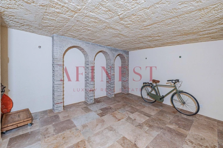 Moradia T4 para Venda em Porto Salvo Foto 68