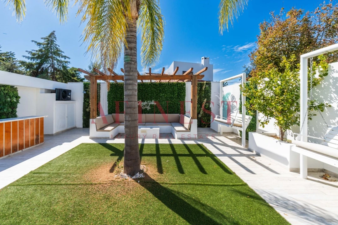 Moradia T4 para Venda em Corroios Foto 71