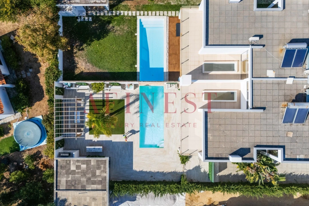 Moradia T4 para Venda em Corroios Foto 86