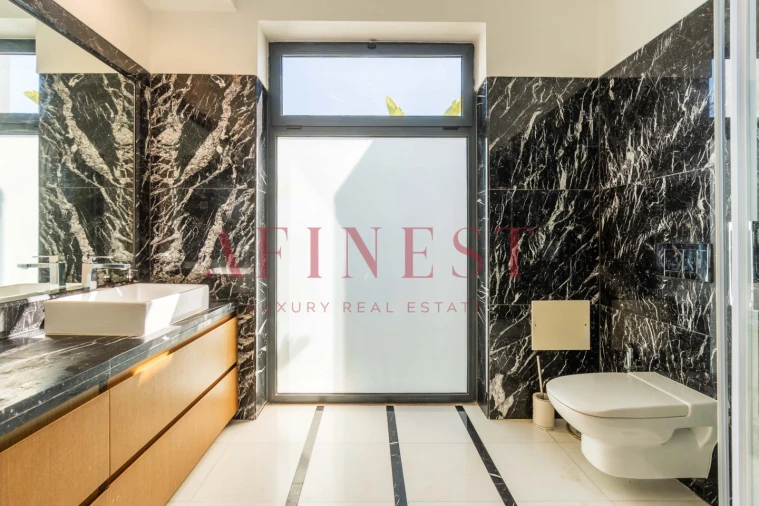 Moradia T4 para Venda em Corroios Foto 55