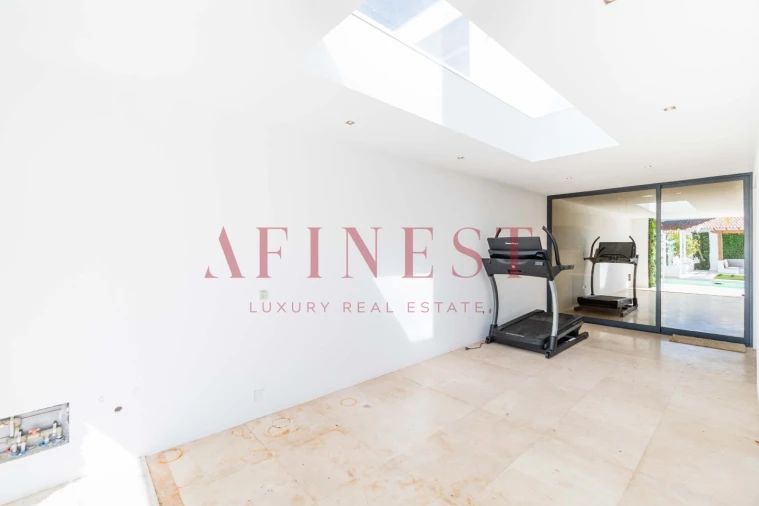 Moradia T4 para Venda em Corroios Foto 61