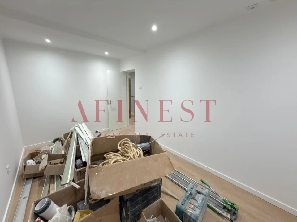 Apartamento T2 para Venda em Venteira Foto 7