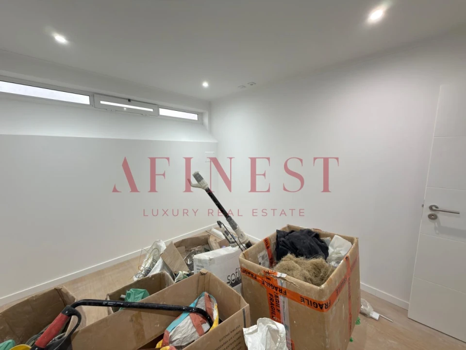 Apartamento T2 para Venda em Venteira Foto 12