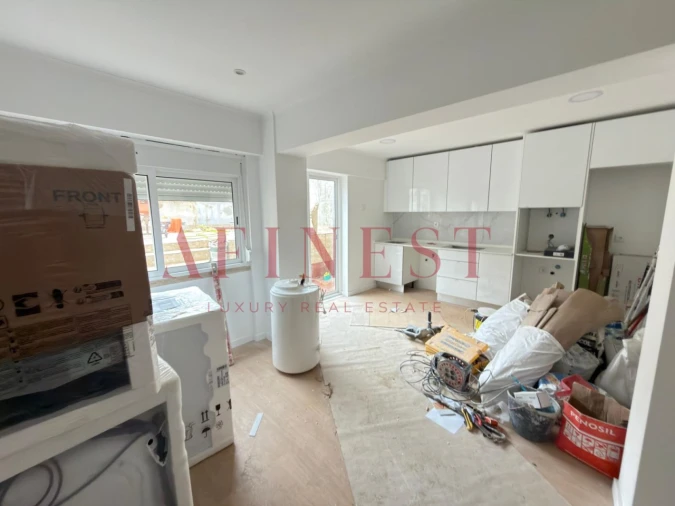 Apartamento T2 para Venda em Venteira