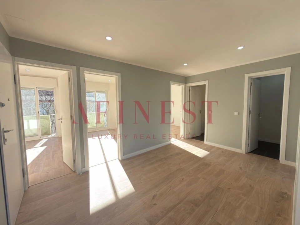 Apartamento T4 para Venda em Águas Livres Foto 13