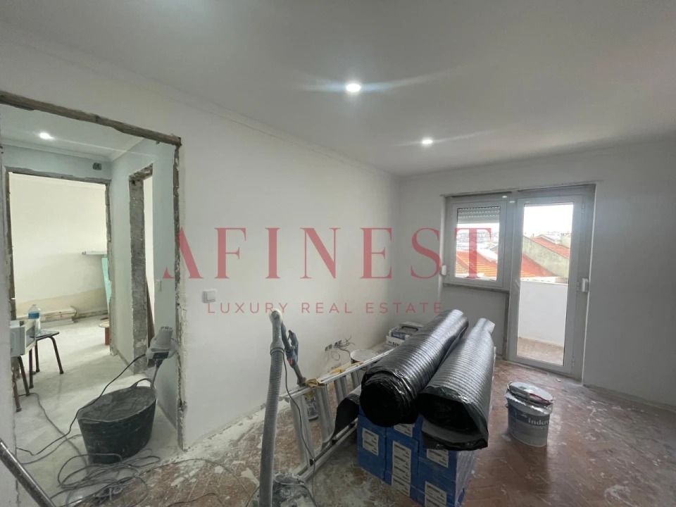 Apartamento T3 para Venda em Falagueira-Venda Nova Foto 8