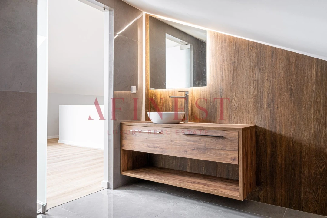 Apartamento T3 para Venda em Carcavelos e Parede Foto 19