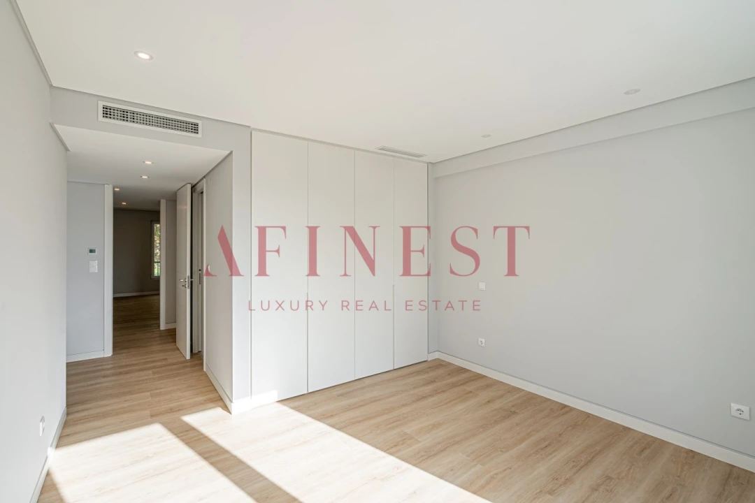 Apartamento T3 para Venda em Carcavelos e Parede Foto 30