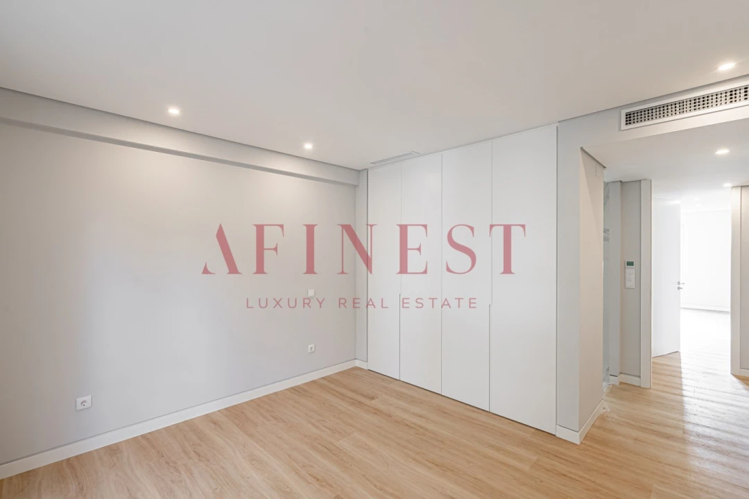Apartamento T3 para Venda em Carcavelos e Parede Foto 34