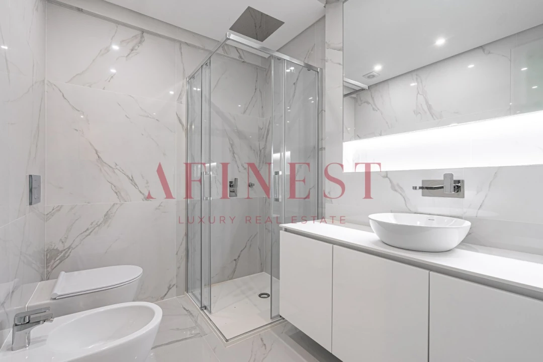 Apartamento T3 para Venda em Carcavelos e Parede Foto 35