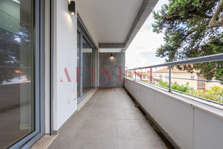 Apartamento T3 para Venda em Carcavelos e Parede Foto 10