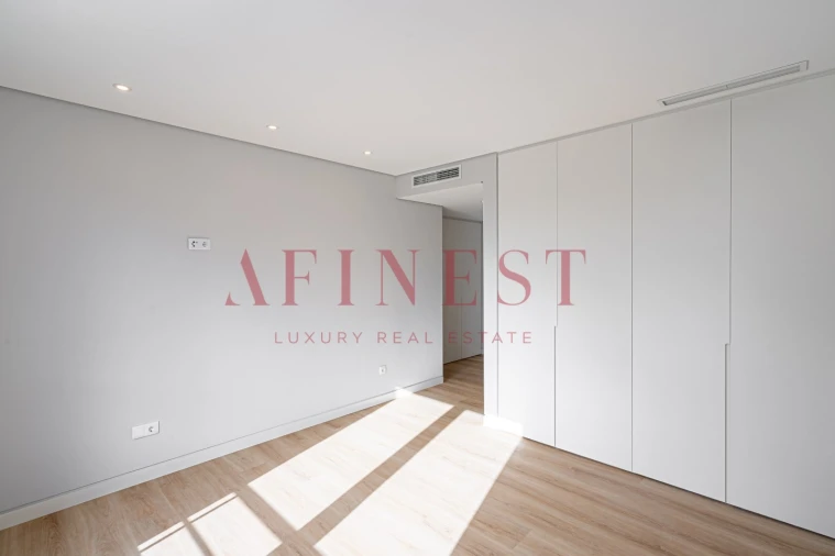 Apartamento T3 para Venda em Carcavelos e Parede Foto 31