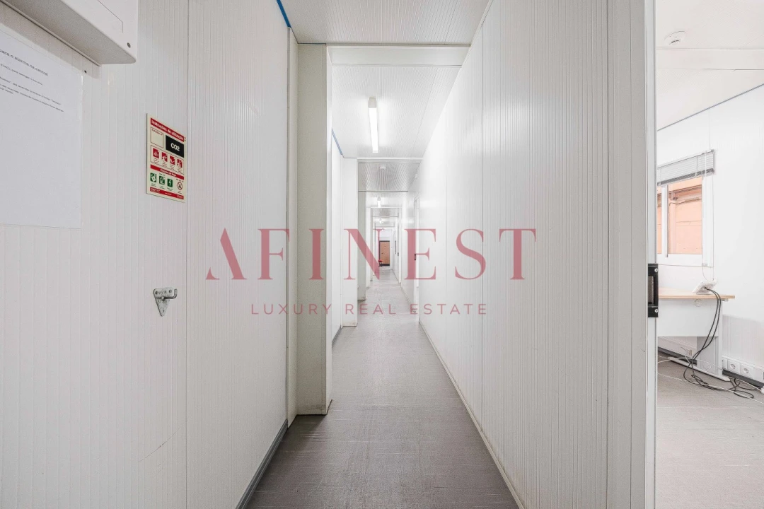 Armazém para Arrendamento em Santa Maria e São Miguel, São Martinho, São Pedro Penaferrim Foto 9