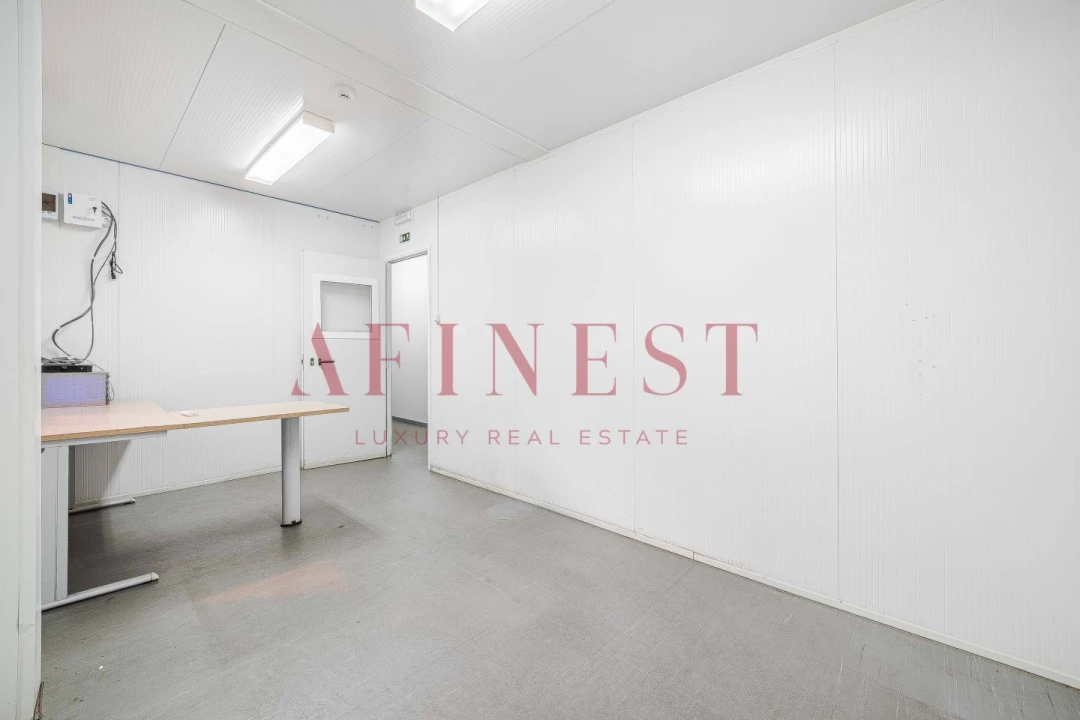 Armazém para Arrendamento em Santa Maria e São Miguel, São Martinho, São Pedro Penaferrim Foto 10