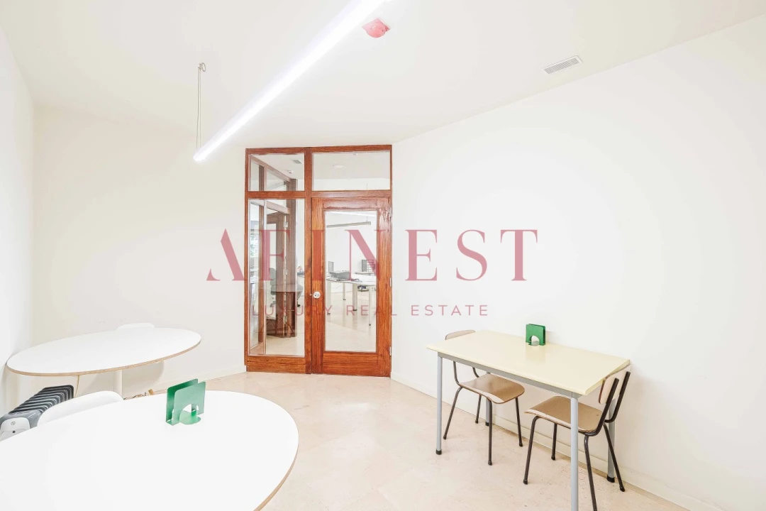 Loja para Arrendamento em Areeiro Foto 31