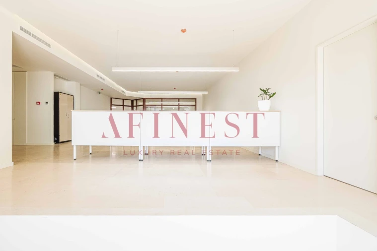 Loja para Arrendamento em Areeiro Foto 4