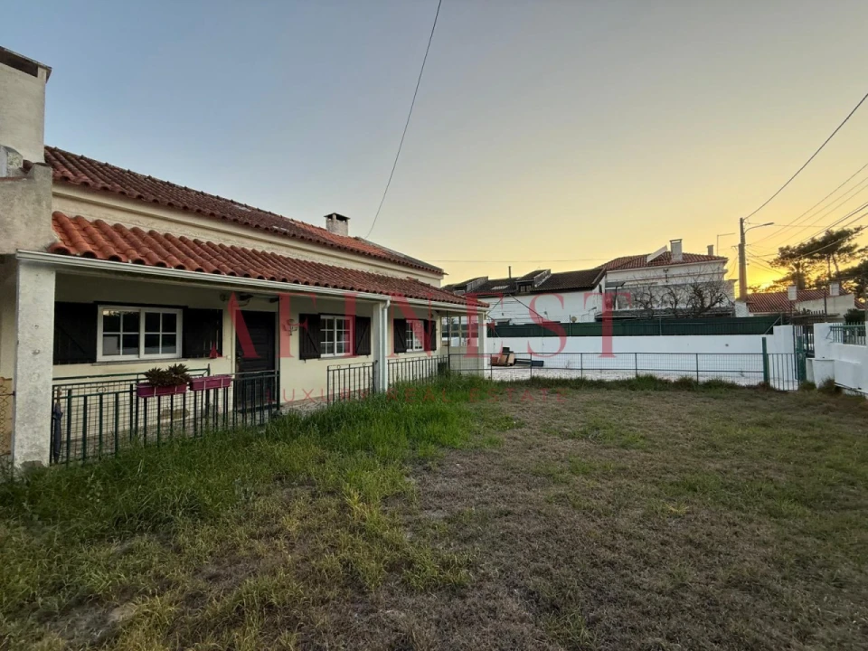 Moradia T5 para Venda em Charneca de Caparica e Sobreda Foto 2