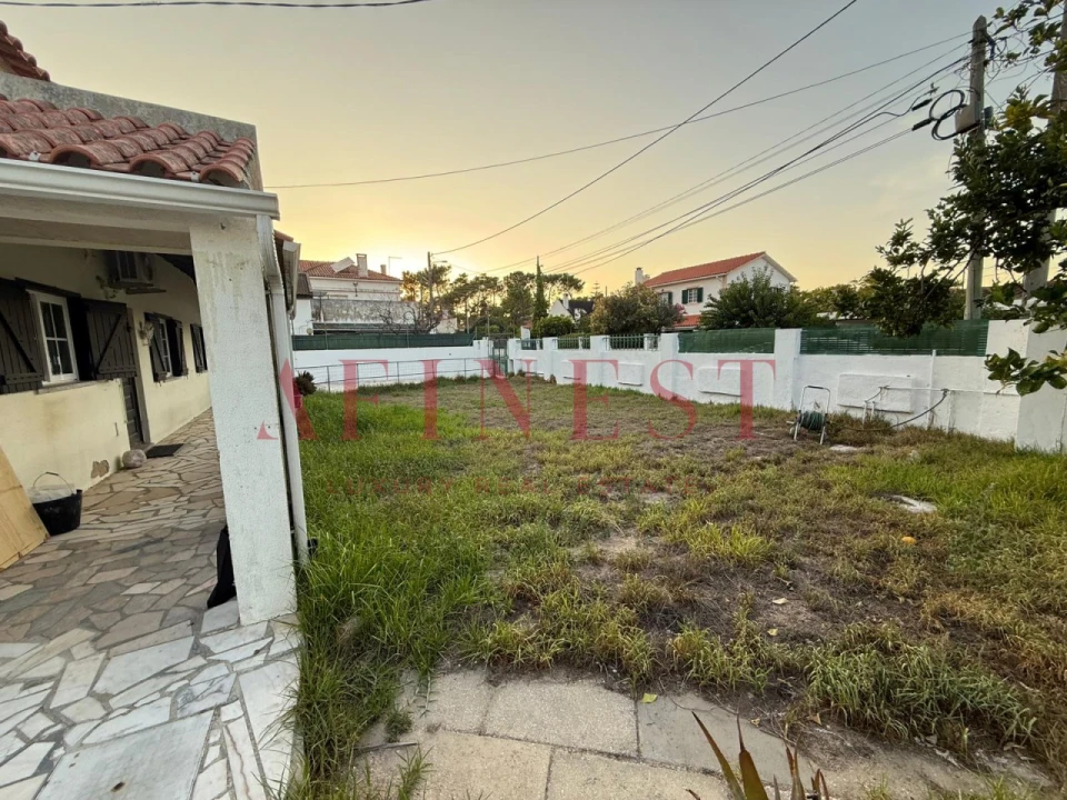 Moradia T5 para Venda em Charneca de Caparica e Sobreda Foto 15