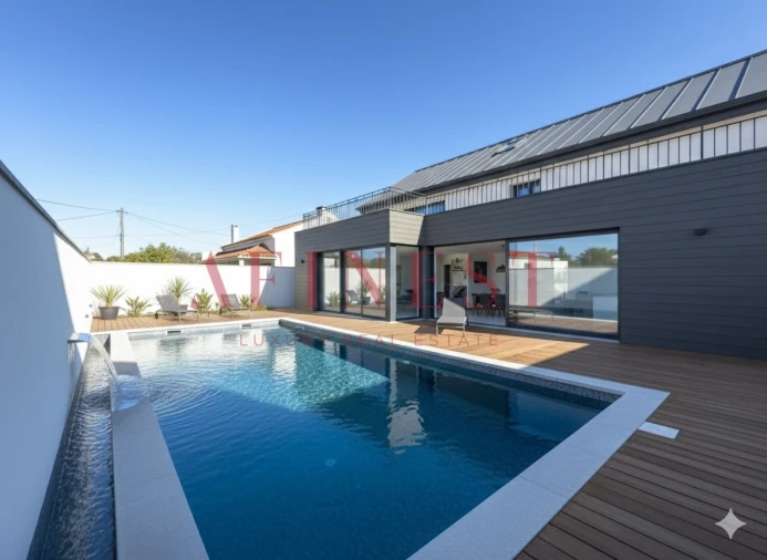 Moradia T5 para Venda em Charneca de Caparica e Sobreda