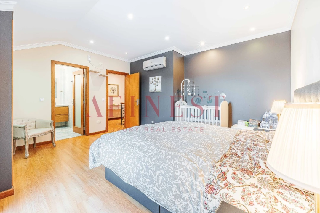 Apartamento T4 para Venda em Alcochete Foto 29