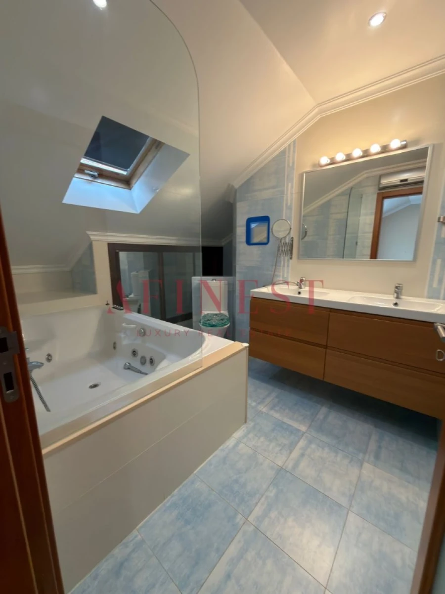 Apartamento T4 para Venda em Alcochete Foto 67