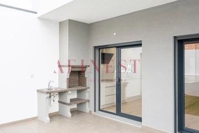 Moradia T3 para Venda em Fernao Ferro