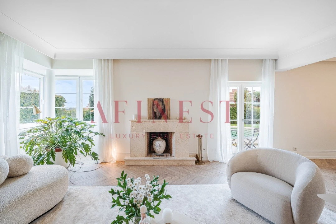 Moradia T5 para Venda em Santa Maria e São Miguel, São Martinho, São Pedro Penaferrim Foto 4