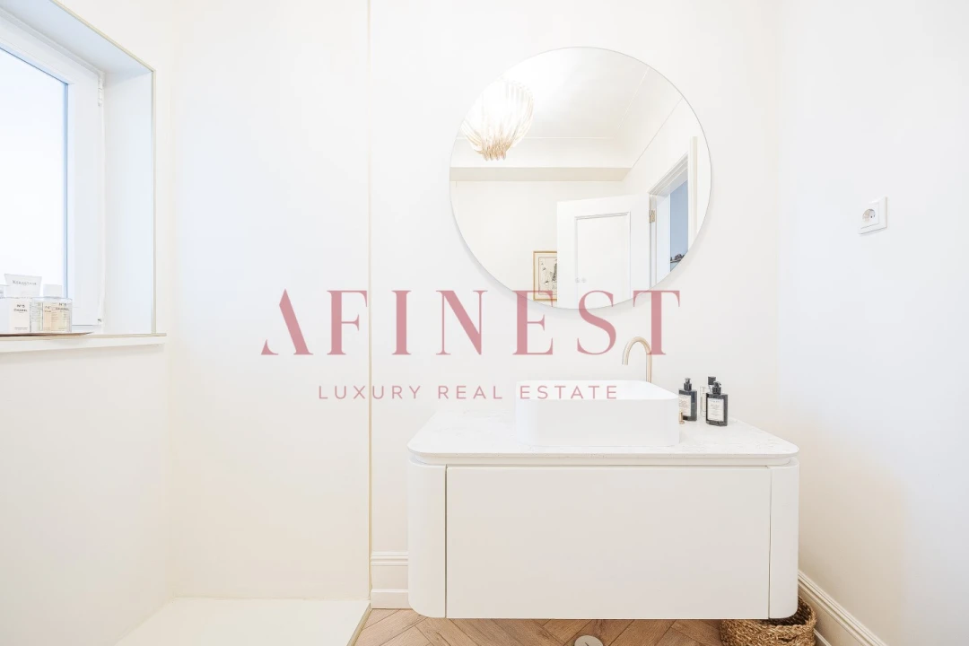 Moradia T5 para Venda em Santa Maria e São Miguel, São Martinho, São Pedro Penaferrim Foto 82