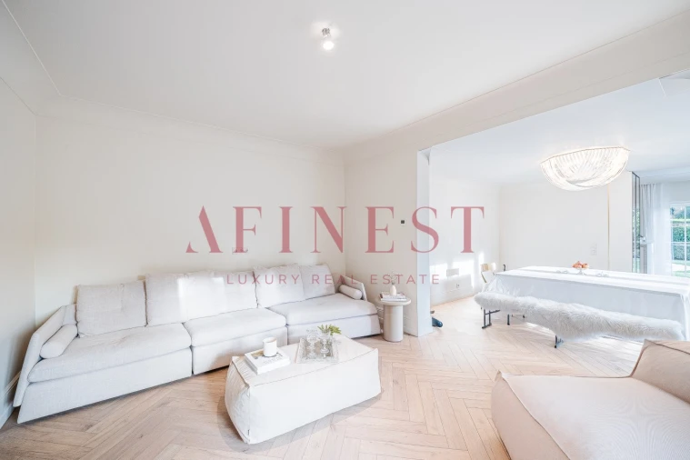 Moradia T5 para Venda em Santa Maria e São Miguel, São Martinho, São Pedro Penaferrim Foto 12