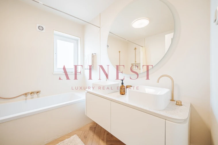 Moradia T5 para Venda em Santa Maria e São Miguel, São Martinho, São Pedro Penaferrim Foto 44