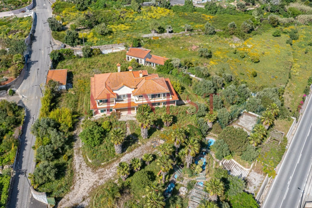 Moradia T7 para Venda em Bucelas Foto 7