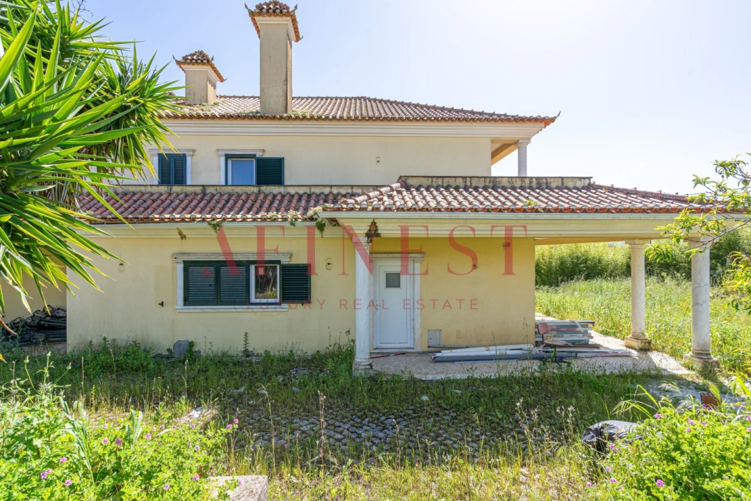 Moradia T7 para Venda em Bucelas Foto 26