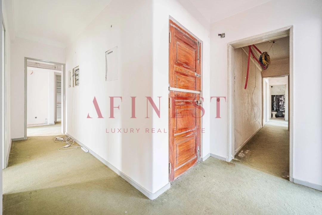 Apartamento T9 para Venda em Arroios Foto 33