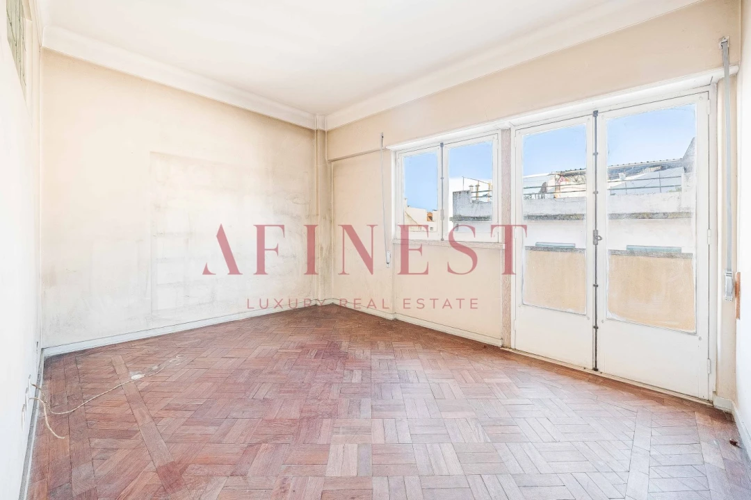 Apartamento T9 para Venda em Arroios Foto 41