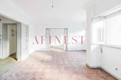 Apartamento T9 para Venda em Arroios