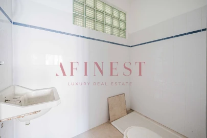Apartamento T9 para Venda em Arroios