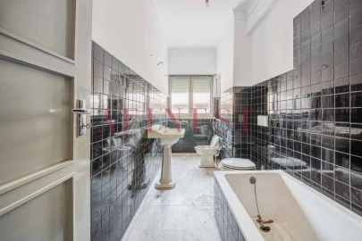 Apartamento T9 para Venda em Arroios