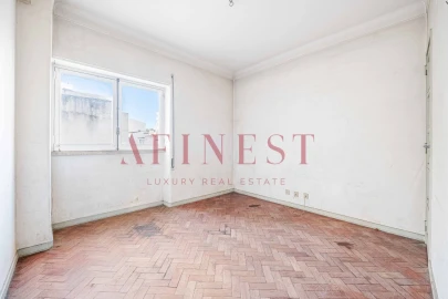 Apartamento T9 para Venda em Arroios