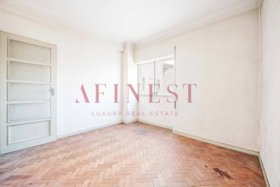 Apartamento T9 para Venda em Arroios