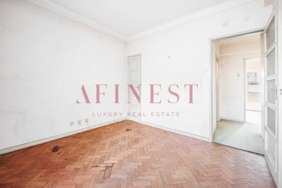 Apartamento T9 para Venda em Arroios