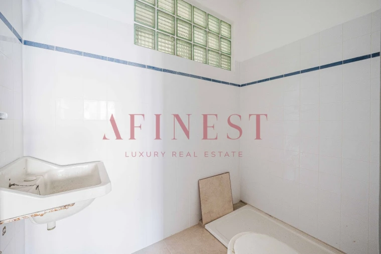 Apartamento T9 para Venda em Arroios Foto 20