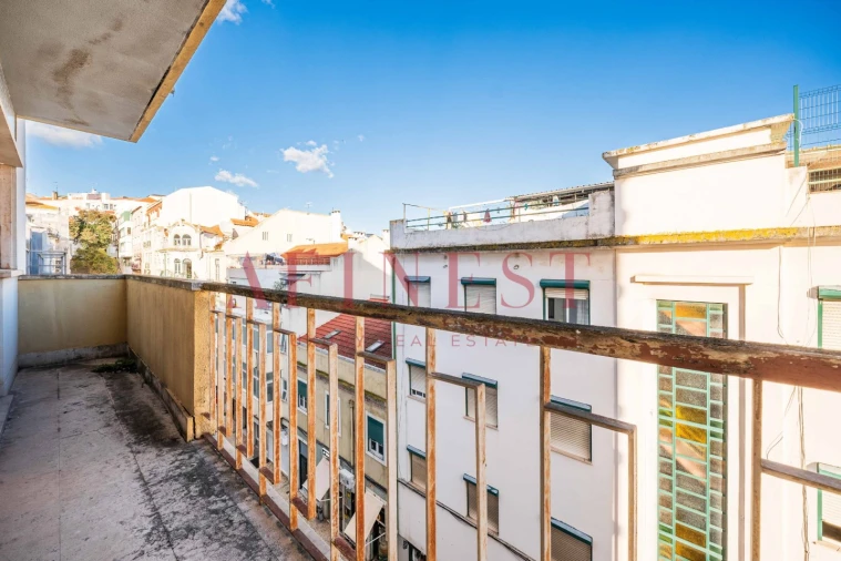 Apartamento T9 para Venda em Arroios Foto 38