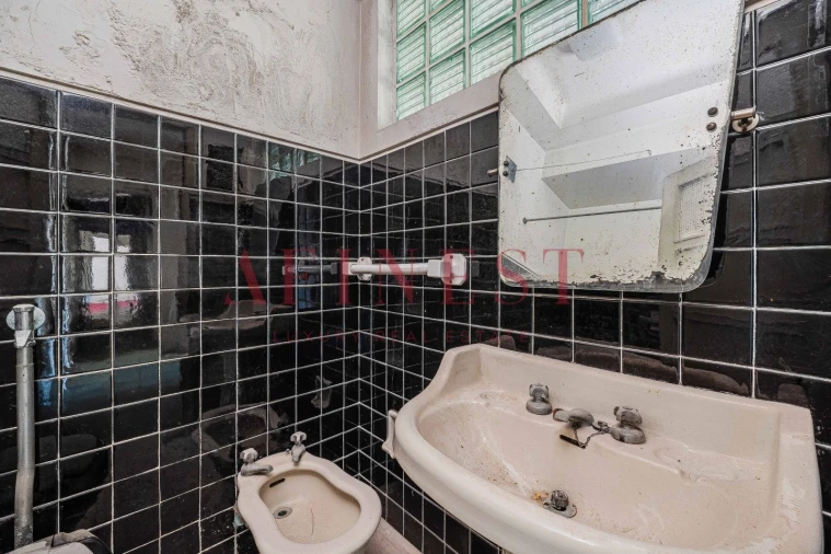 Apartamento T9 para Venda em Arroios Foto 45