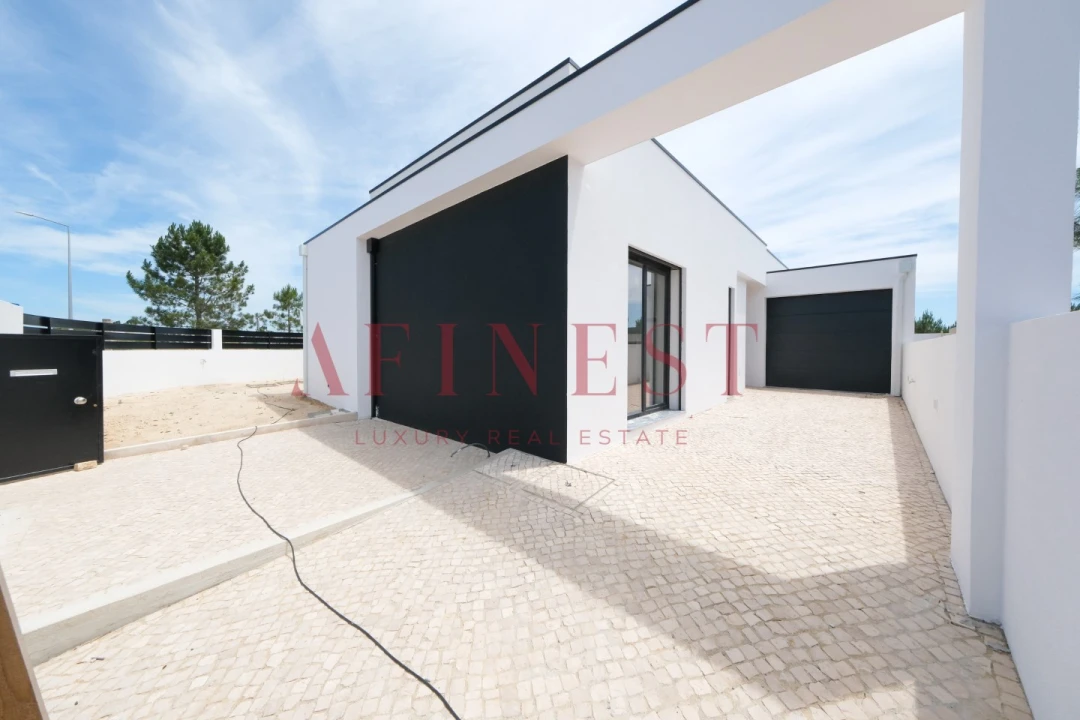 Moradia T3 para Venda em Quinta do Anjo Foto 8