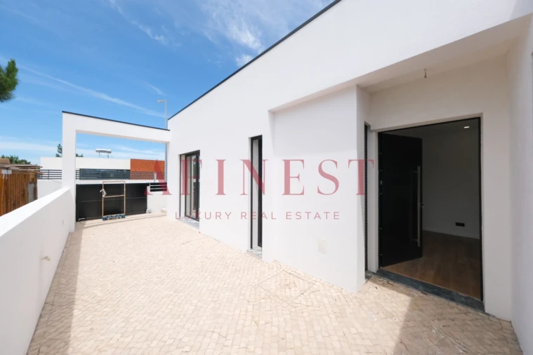 Moradia T3 para Venda em Quinta do Anjo Foto 7