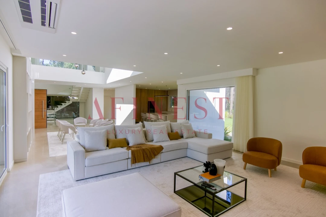 Moradia T5 para Venda em Charneca de Caparica e Sobreda Foto 17