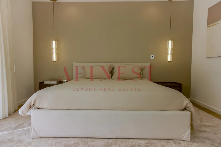 Moradia T5 para Venda em Charneca de Caparica e Sobreda Foto 28